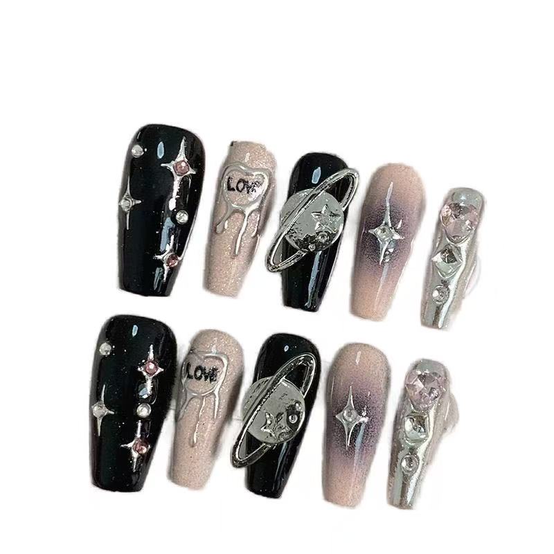 dark aesthetic nail