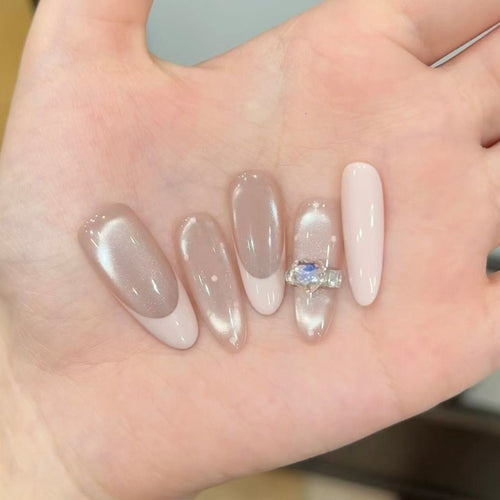 Haili Transparent nails